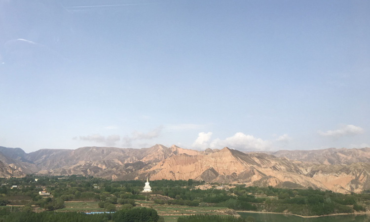 黃河邊上的富饒村莊 黃河邊上的富饒村莊